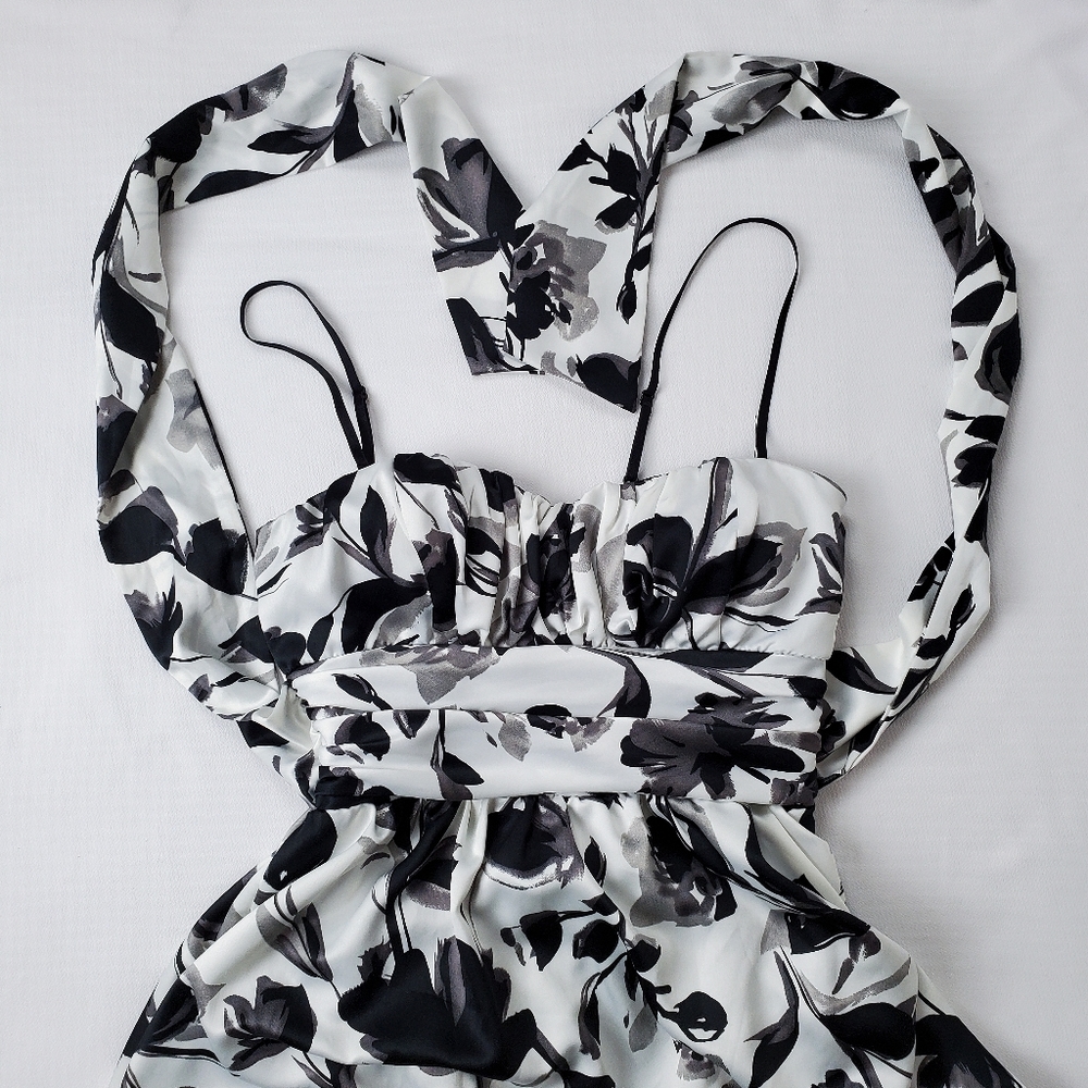 Forever21 Black White Floral Balloon Puffed Dress